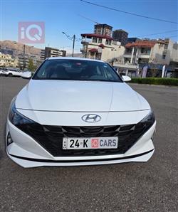 هیۆندای ئەلەنترا